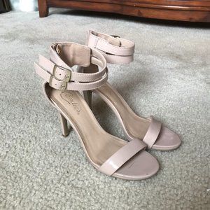 Nude Open-Toe Stiletto w/ ankle strap, 4" heel